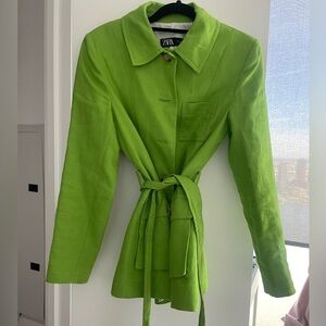 Green linen blazer